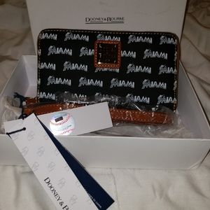 Dooney and Bourke  Miami wallet